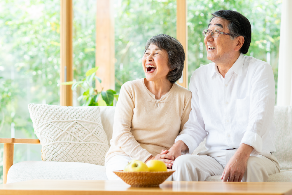 笑顔の年齢を重ねた夫婦