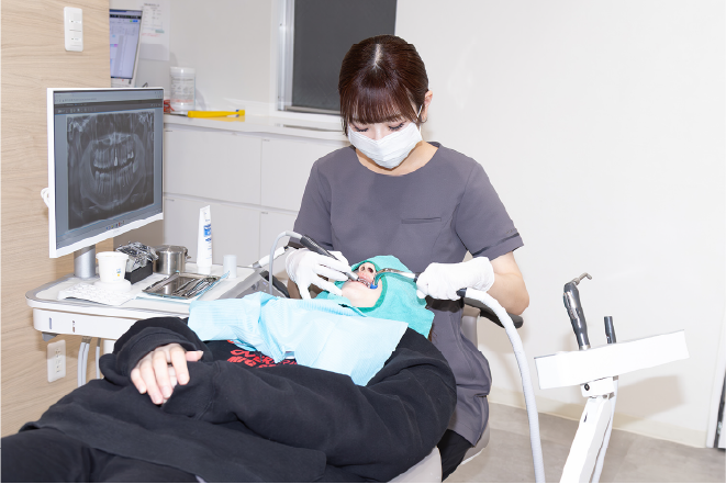 スケーリング(歯石取り)